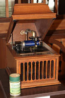 4-минутный фонограф Thomas Edison Amberola-30 (США, 1910-е)